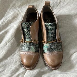 Freebird by Steven, Mabel size 10, tan and turquoise snake print. Never worn.